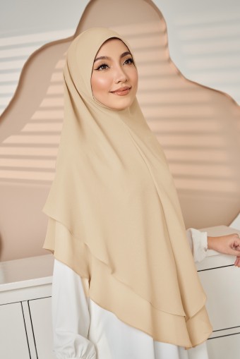 (AS-IS) Nageena Khimar in Sand